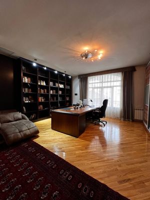 Срочно продаётся дом на Ивлева , Шота Руставели 7 соток