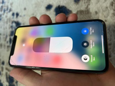 Iphone11pro sotiladi