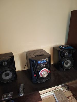 LG муз.центр,140 вт