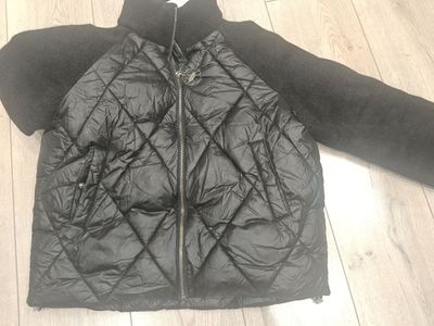 Продам почти новая Куртка