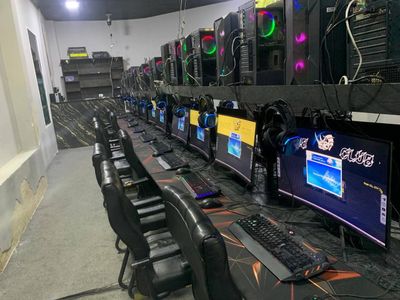 Срочно продаются компьютеры 20 штук