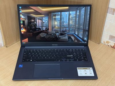 Asus vivobook 17 i5-12500H /16/ ssd m2 512