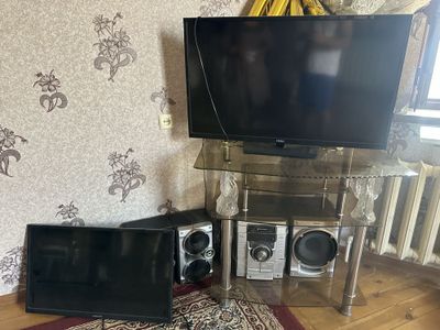 Телевизор и музыкальный центр сотилади