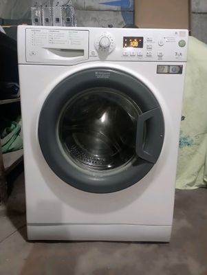 стиральная машина Hotpoint Ariston 7кг