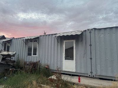 Kantener sotiladi uy qilib yasalgan ofis qilib ishlatsa xam boladi