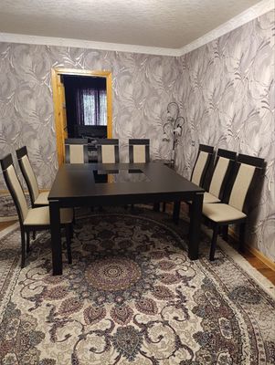 стол и стулья производства ( Малайзия)