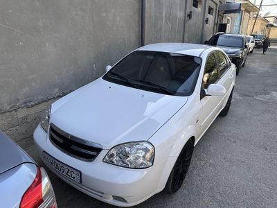 Lacetti 1.8 oq 2011