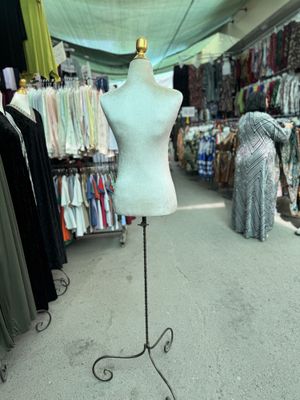 Kiyimlar uchun maniken