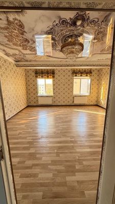 Когон Шахар КБШда 3 хонали 85 кв Уй тез ва арзон нархда сотилади.