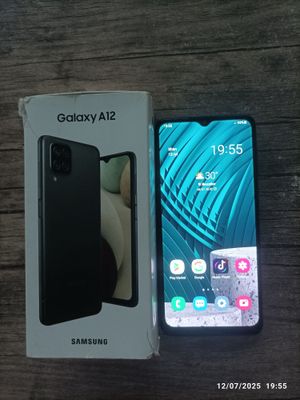 Samsung galaxy A12 ideal