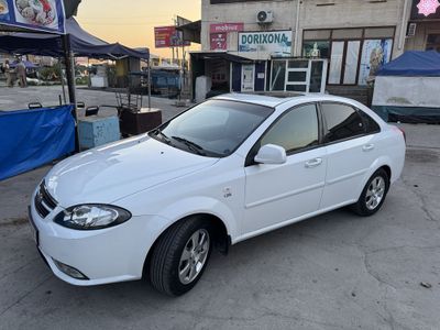 Chevrolet jentra 2018