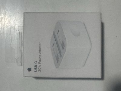 зарядник iphone 20w original usb-c 20w Power Adapter