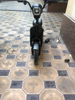 skuter sotiladi!