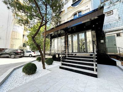Сдаётся в аренду нежилое помещение 100м2 Ориентир: Макро, Нукусска