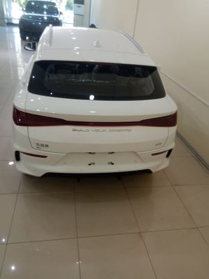 Byd e2 oq luxry Toshkentda