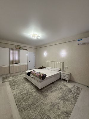 Kvartra 17-kvartal Chilonzor metrosi Nizomiy universiteti yonida