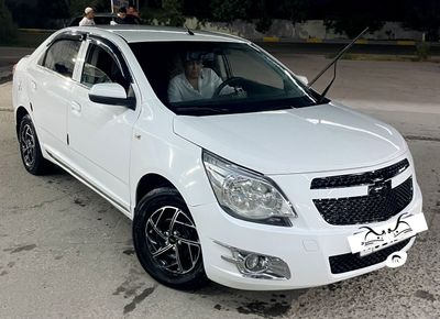 Кобальт мошинаси сотилади