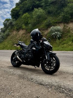 Kawasaki z1000