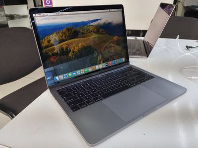 Macbook Pro 2018 Touchbar 386$