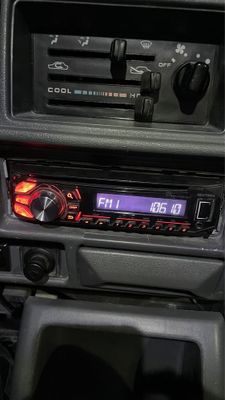 Pioneer DEH-1650 FM/MW/LW 4 x 50 Вт