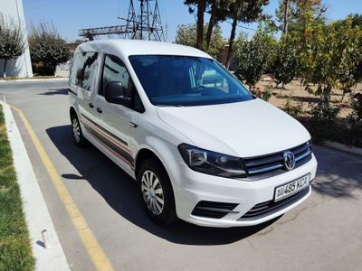 Volkswagen Caddy 2 позиция