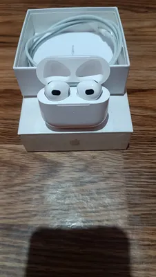 Беспроводные наушники (AirPods)