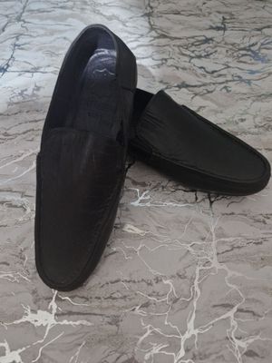 Мокасины кожаные.