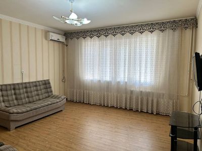 Срочно Аренда 2х-комнат На М.Горкий Метро только семья