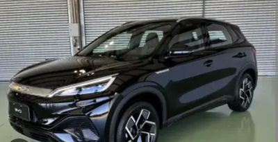 BYD юуан плюс состояни отл чёрный салон