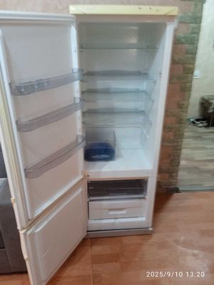 Продам б/у холодильник Snaige, Прибалтика, европейской сборки.