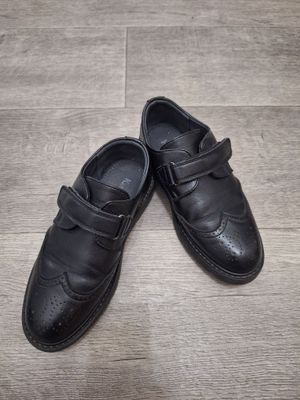 Продаю туфли для мальчика