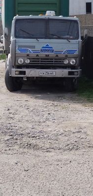 Kamaz tygach sotiladi