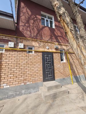 Саракулка 2 комнат 2 этажка.
