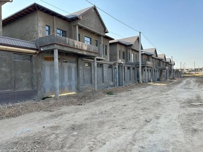 Учкахрамон Хожи ота 5 соти учаска сотилади факат малярка коган Срочна