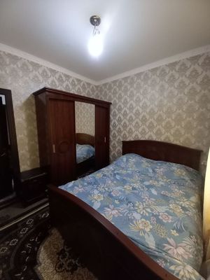 Продам квартиру 2-4-4 60кв м (своя) 75 500$ келишамиз