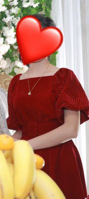 Koʻylak sotiladi