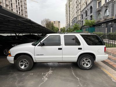 CHEVROLET BLAZER LS (США), автомат - дипномер, не растаможен
