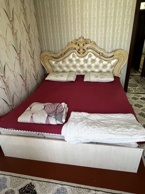 комплект спальный + матрас в подарок