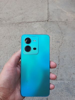 Vivo V25 sotiladi ideal xamma narsasi bor