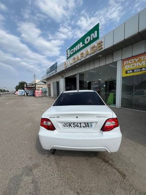 Moshinani Faqat minsh kerak boldi