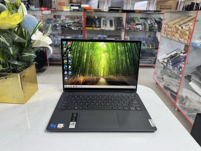 lenovo flex x360 i5-1235U 8/512 sensorlik ideal 27 kun ishlatilgan