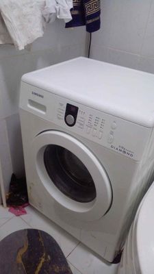 Продаю свою стиралку автомат Самсунг 6 кг хорошее сос. 210 уе
