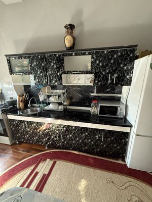 Kuxoniy mebel yaxshi xolatda 100$