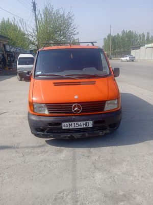 Mersedes benz vito sotiladi