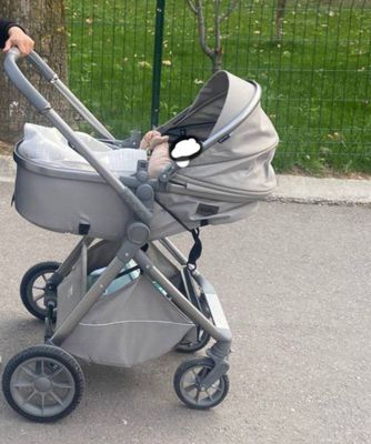 Kolyaska sotiladi yotadi o’tiradi 2talik +sumkasi