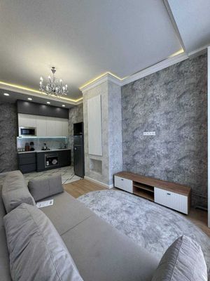 Сдаётся квартира! 2х-комнат 90м2 на улица Сайрам ор: кафе Бредлий ГМТ