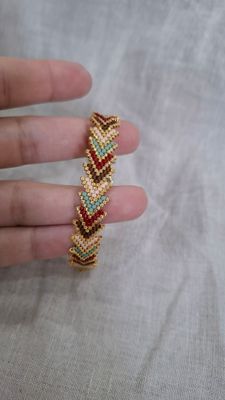 браслет из премиальные бисера Miyuki Delica