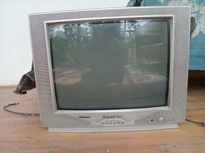 Televizor Supermax STV2126L