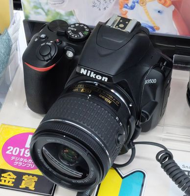 Nikon D3500 в ИДЕАЛЬНОМ состоянии