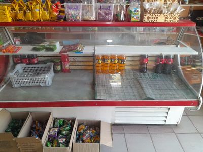 Холодильник витрина